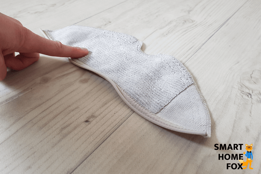 Close-up of the Roborock S5 Max’s mop